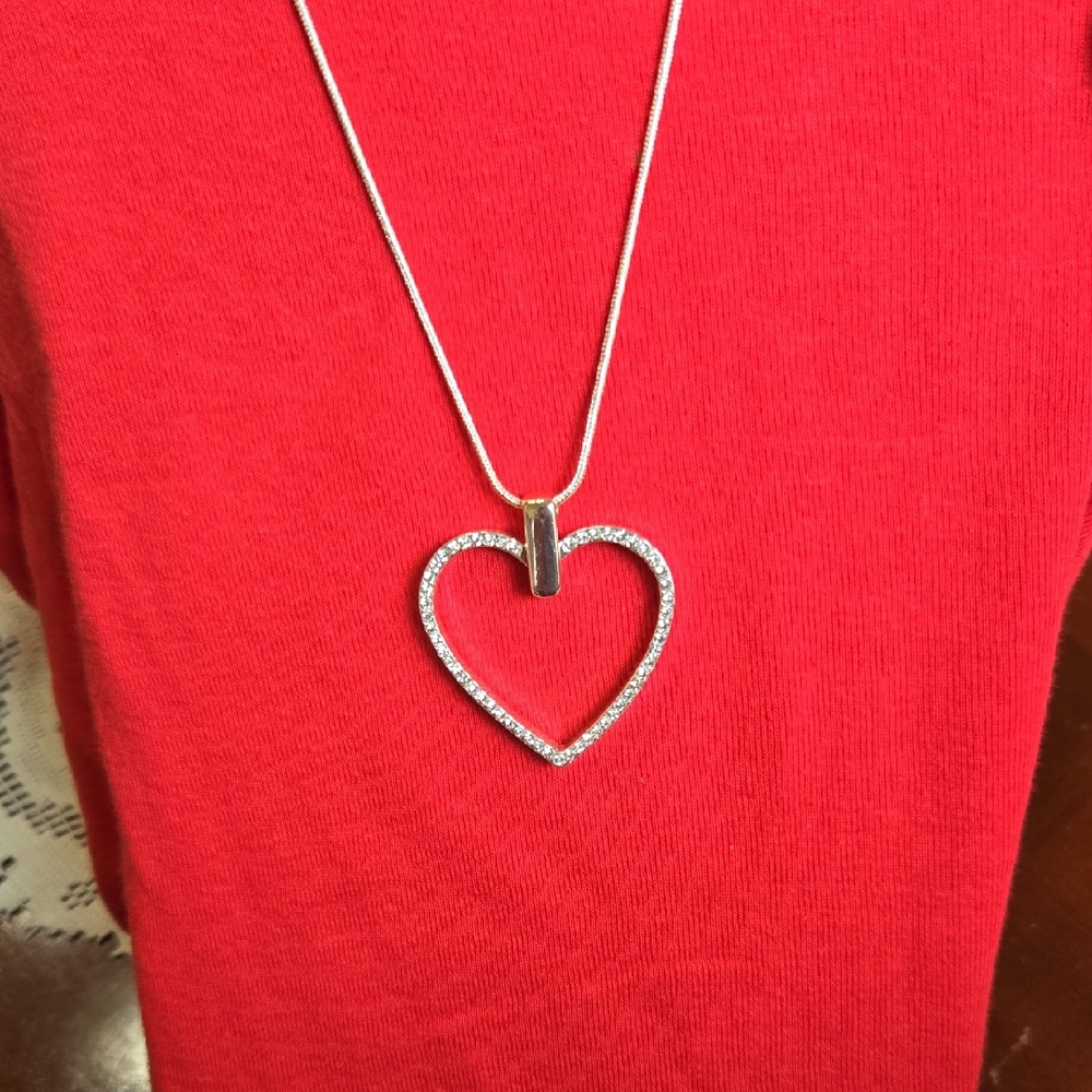 ♦️Heart Long Necklace With Rhinestones. Final Price